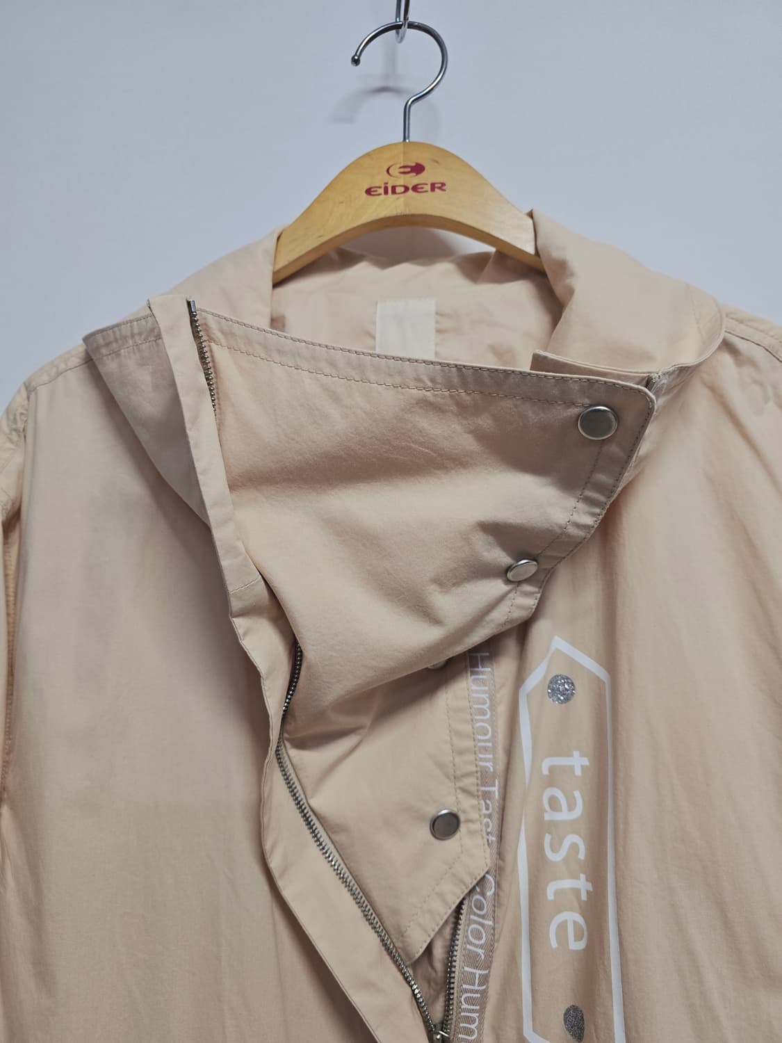 오즈세컨 베이지색 여성  야상 자켓 점퍼 상품이미지2