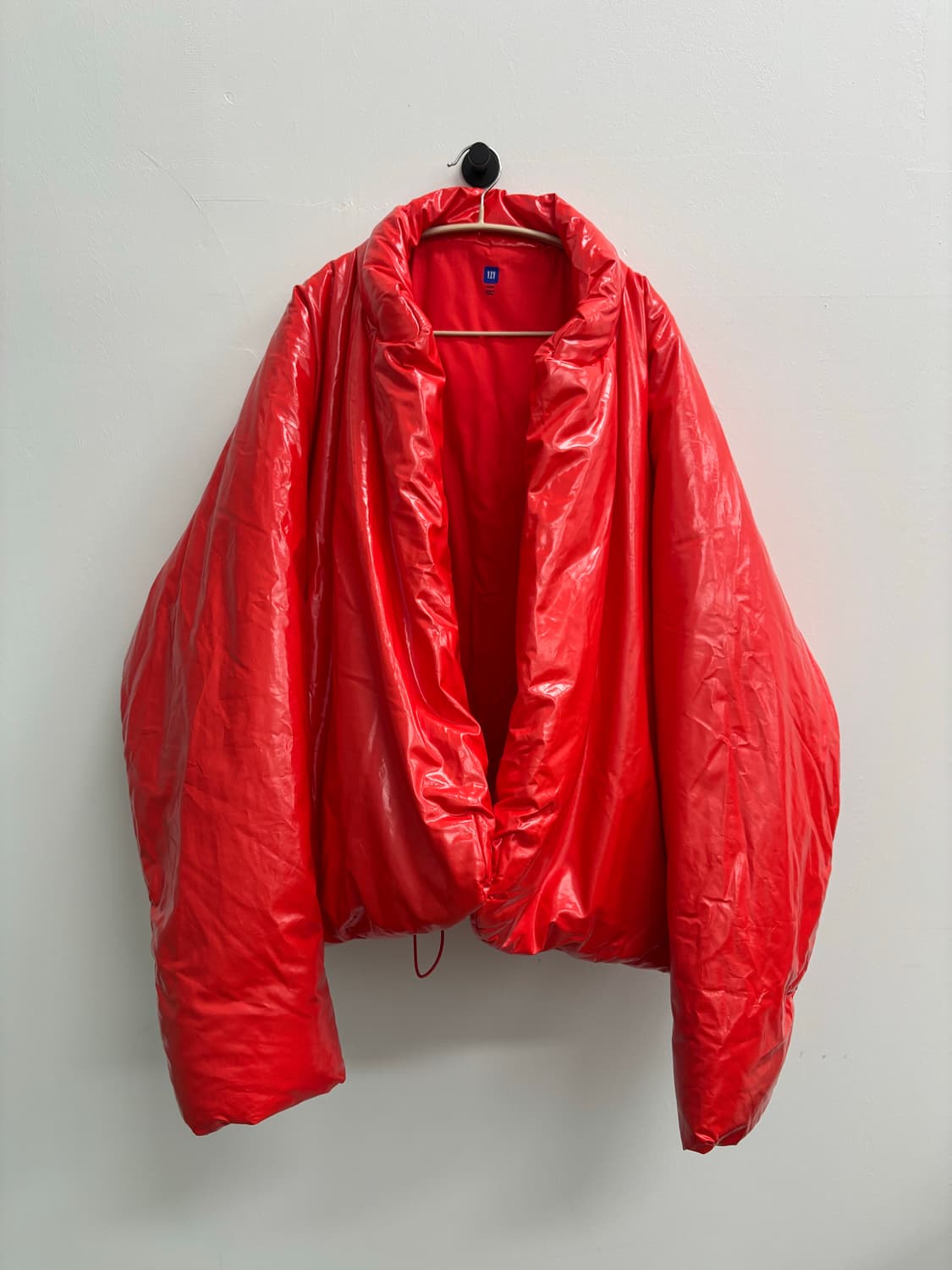 이지 갭 YZY 레드 패딩 점퍼 상품이미지2