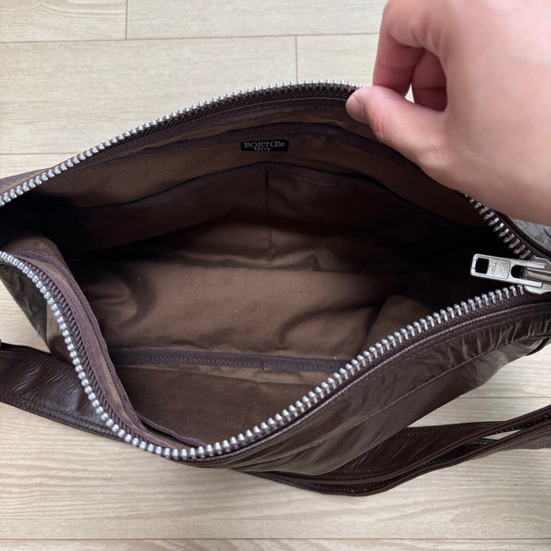 요시다포터 프리스타일 크로스백 브라운 S (707-07186) 상품이미지3