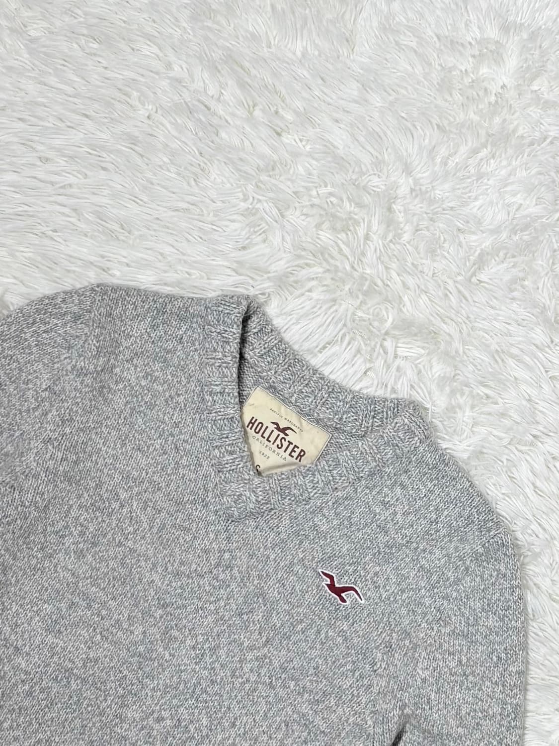 홀리스터 그레이 브이넥 니트 상품이미지4
