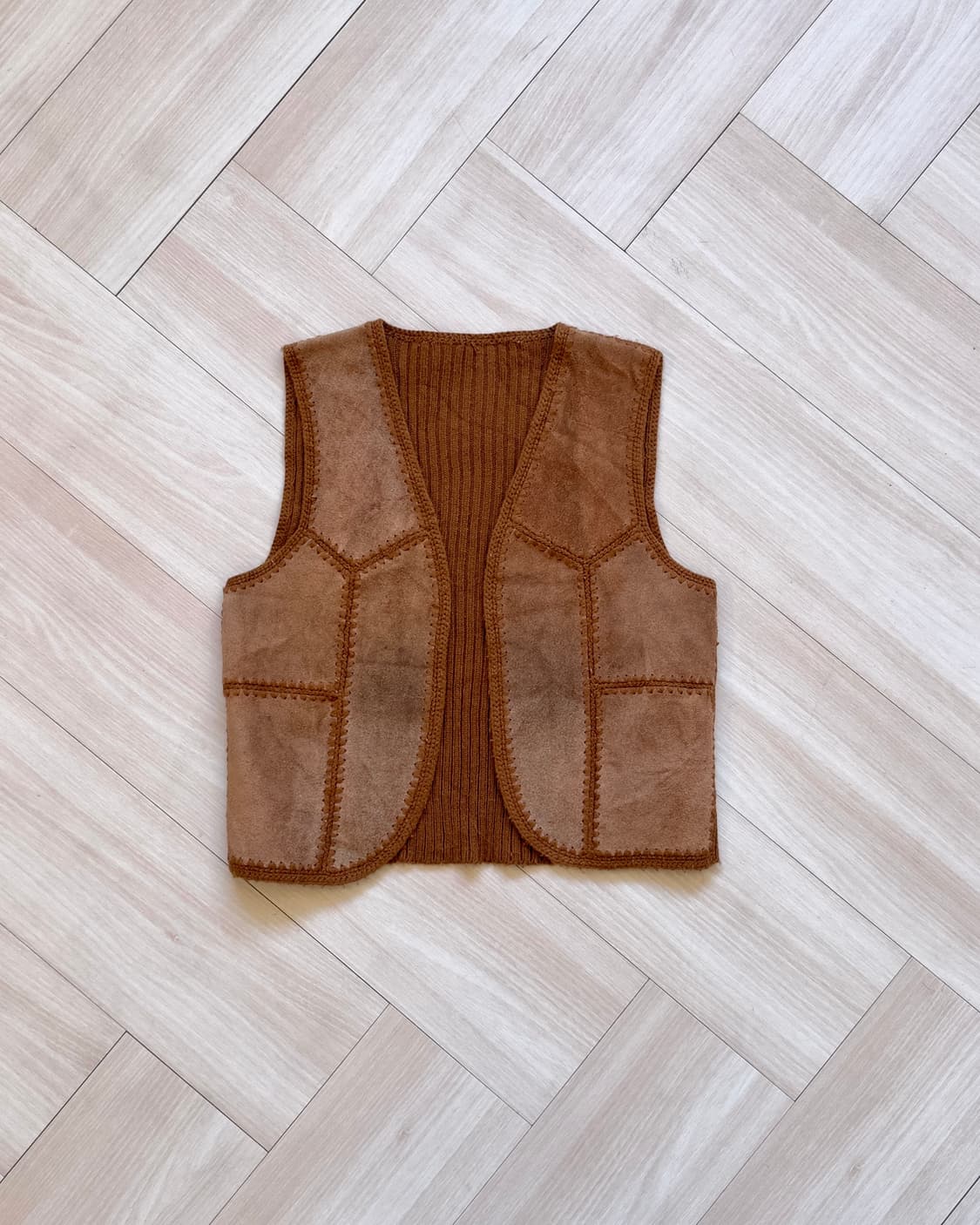 [Vintage] Suede Knit Vest (Camel) 상품이미지1