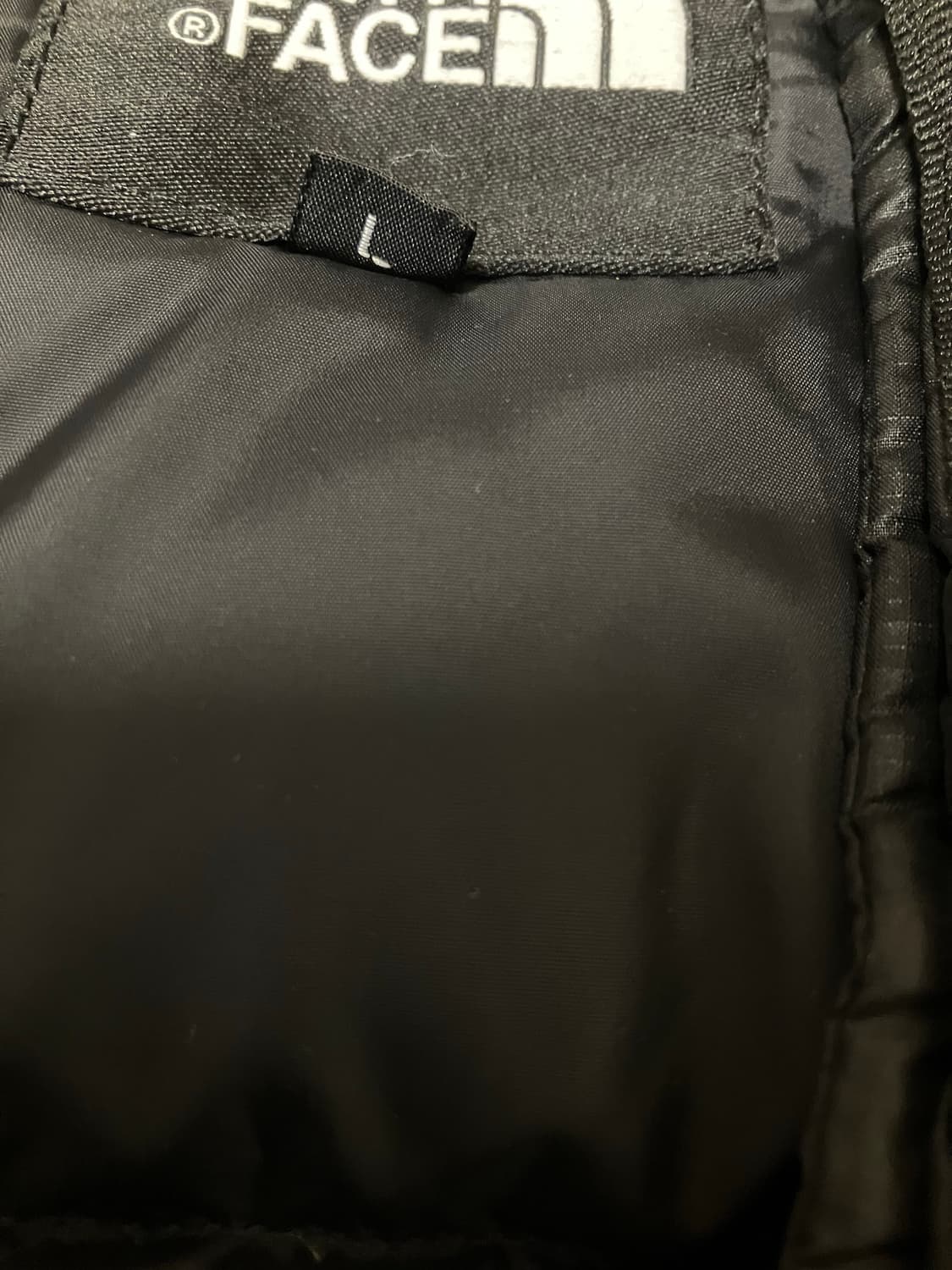 노스페이스 패딩 블랙 90 상품이미지3