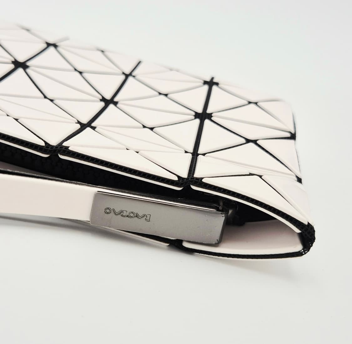 [중고명품셀렉트]바오바오 이세이미야케 클러치백 상품이미지4