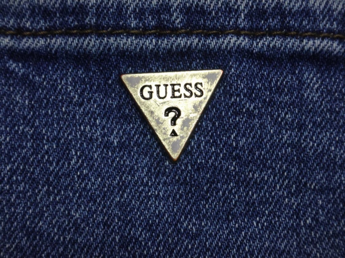 (28인치) GUESS 게스 여성 M톤 슬림 와이드 진 상품이미지7
