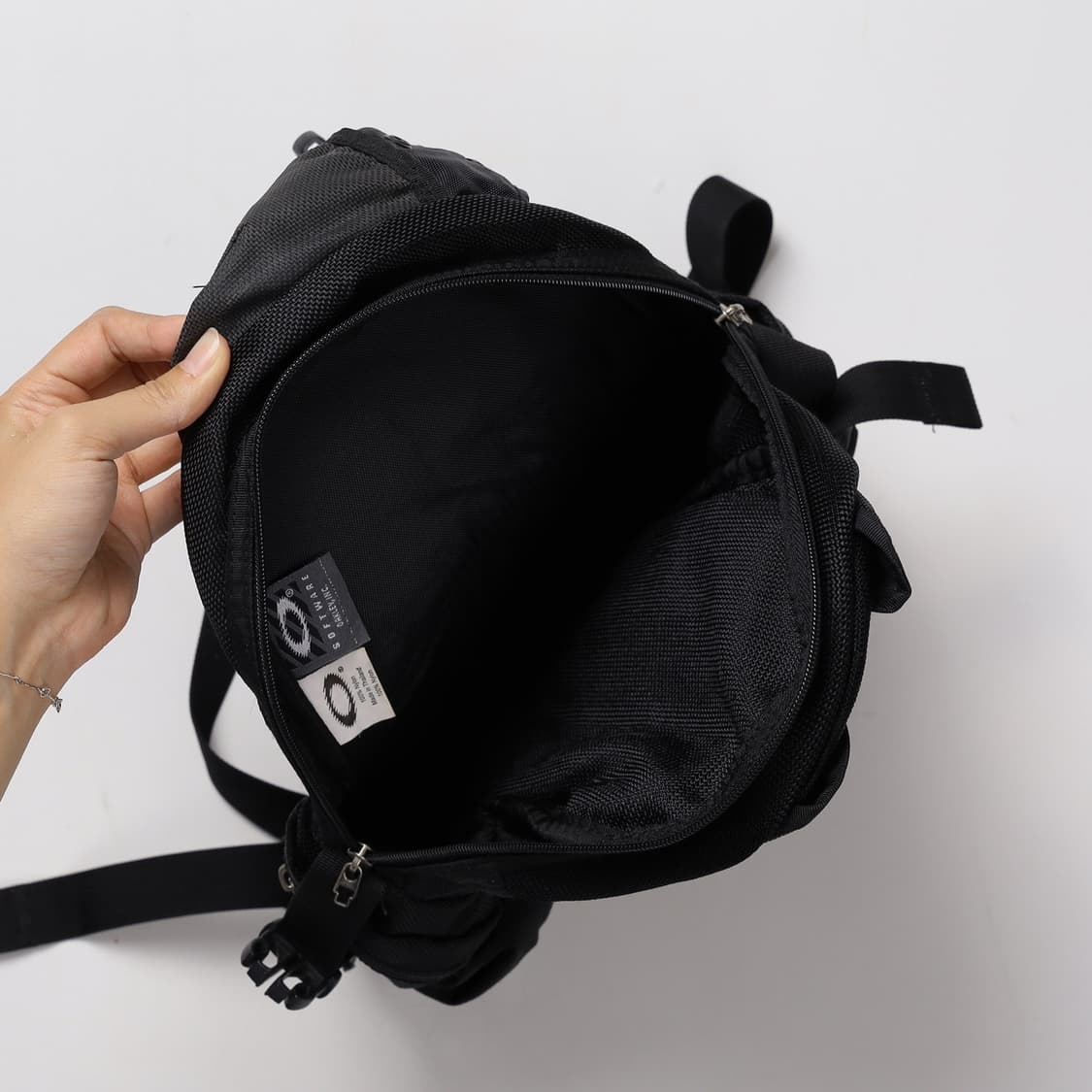 Oakley 아이콘 백팩   상품이미지4