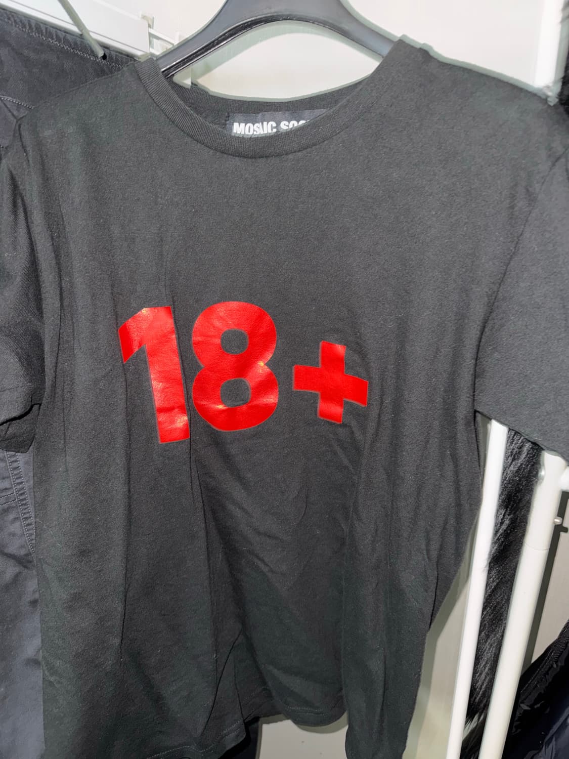 모자이크소사이어티 18+ Tee 상품이미지1