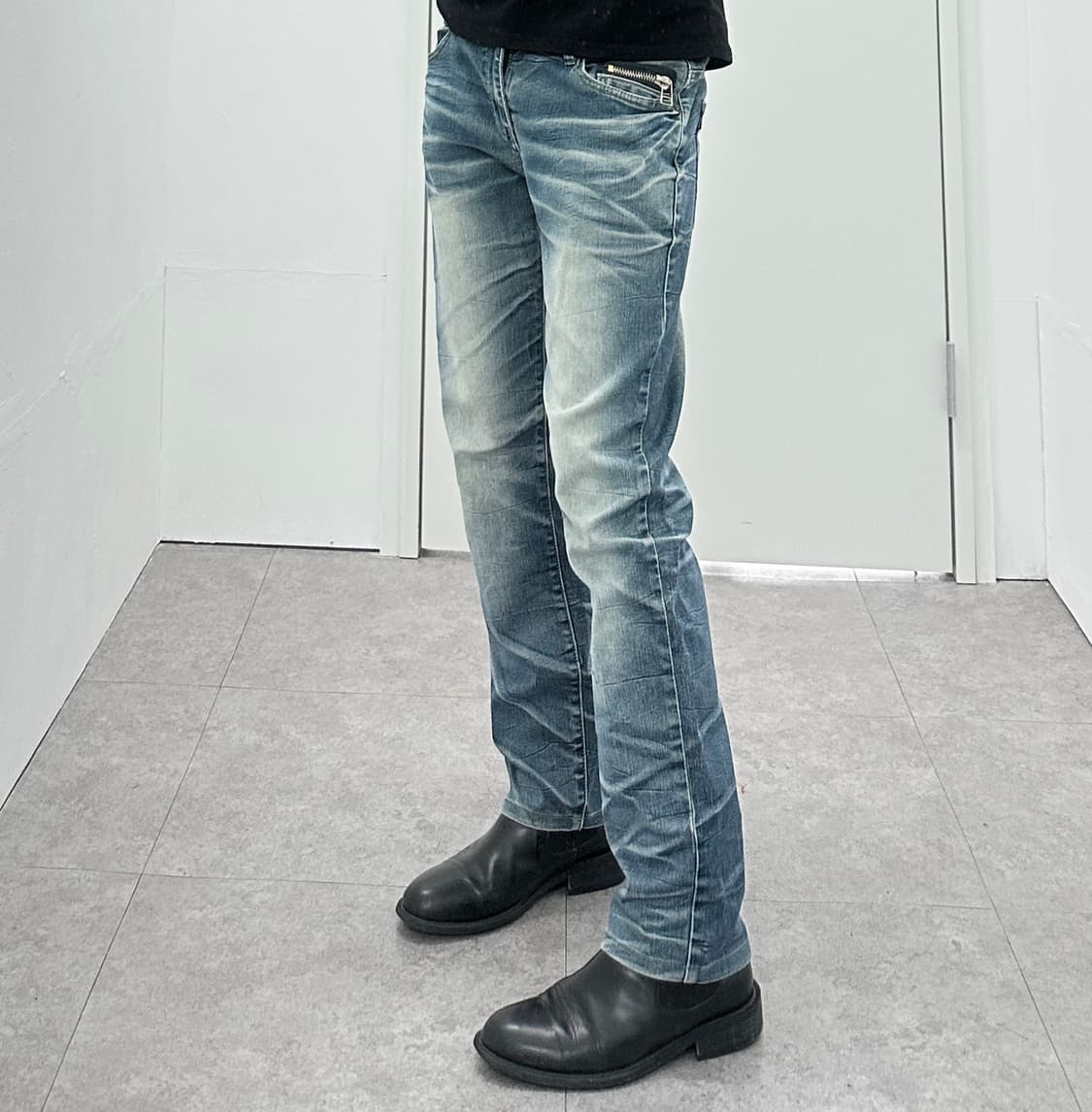 Vintage fade lines back zipper denim pan 상품이미지2