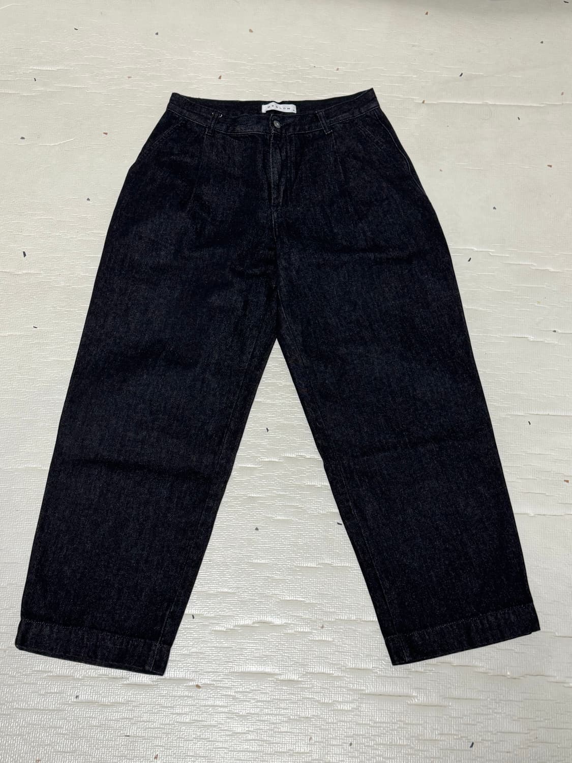 [30] 비슬로우 원 턱 커브드 진 - 블랙 상품이미지2