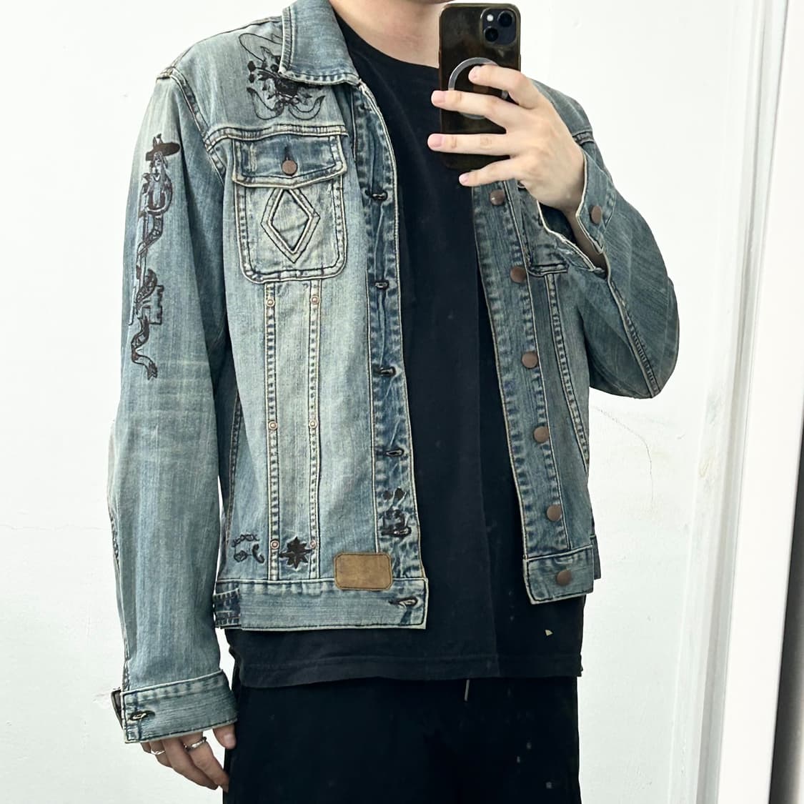 디젤 웨스턴 엠브로이더리 데님 자켓 상품이미지2