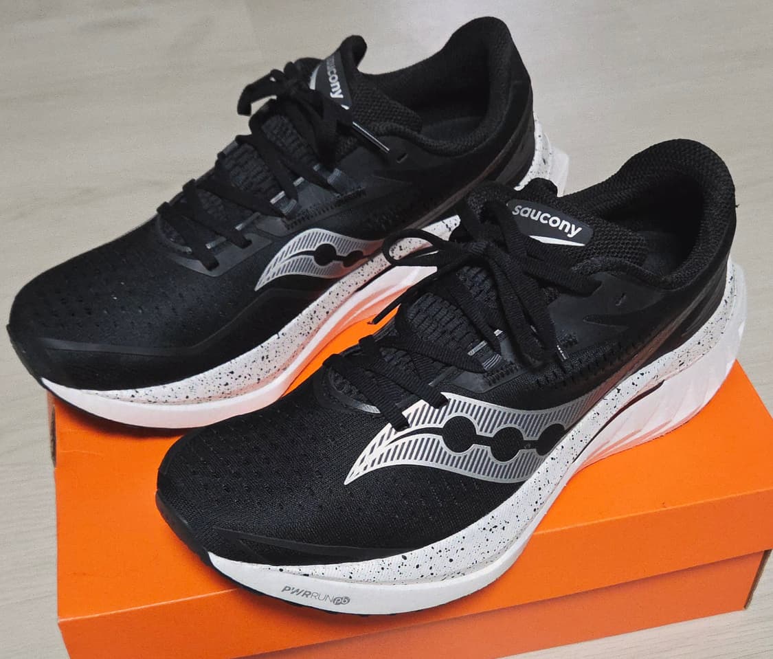 써코니 엔돌핀 스피드 4 블랙 상품이미지1