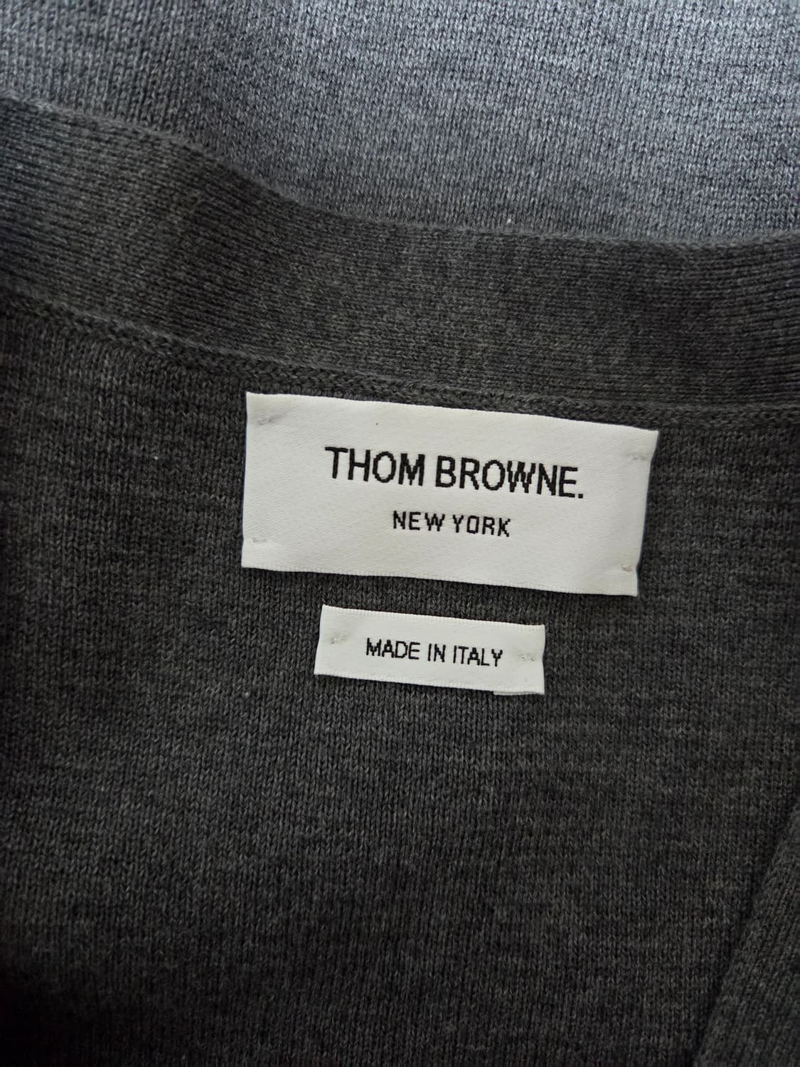 [새상품급 4] 톰브라운 밀라노스티치 가디건 상품이미지2