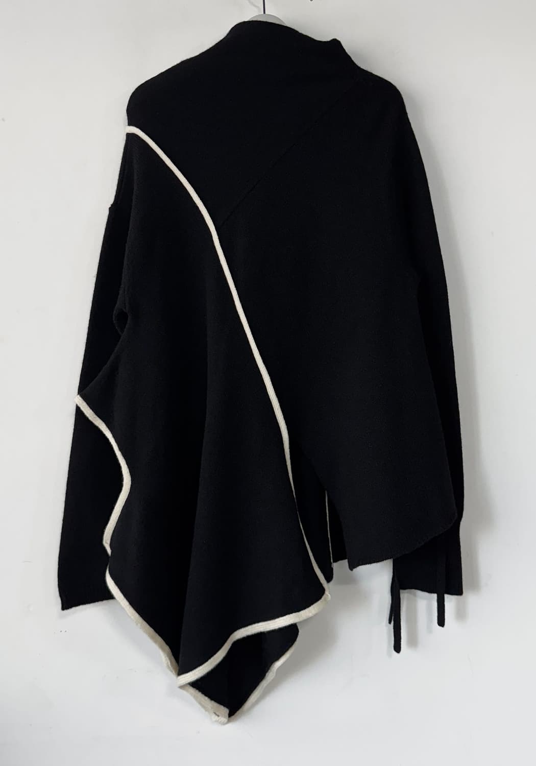 요지야마모토 신형 터틀넥 언발 니트 상품이미지6