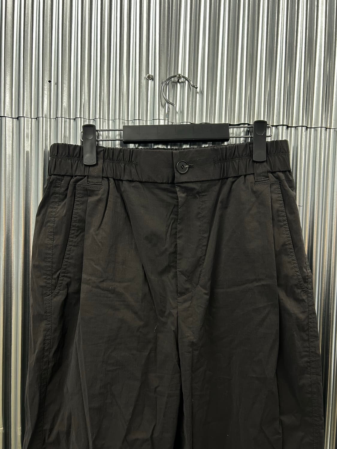 TIME 와이드 핏 밴딩 팬츠 차콜 그레이 상품이미지4