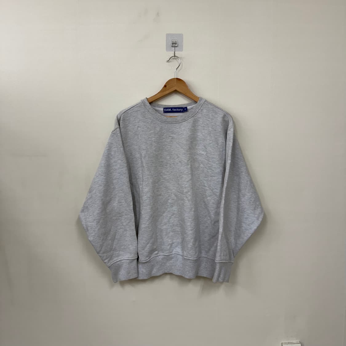 OAM 팩토리 맨투맨L 상품이미지1