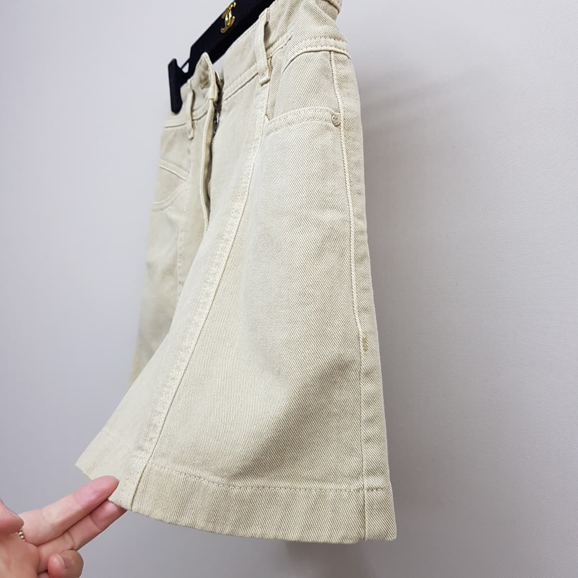 한섬 SJSJ 2022 데님  와이드 쇼츠 61-90사이즈 상품이미지3