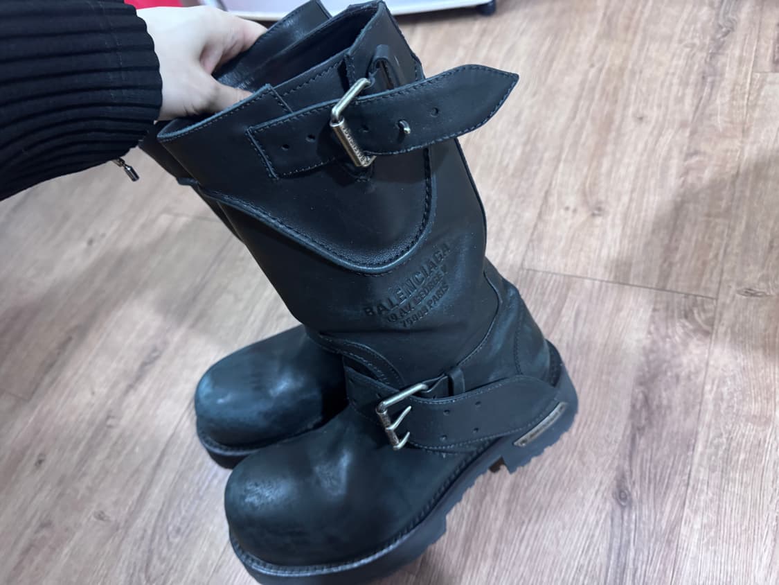 발렌시아가 베놈부츠 상품이미지3