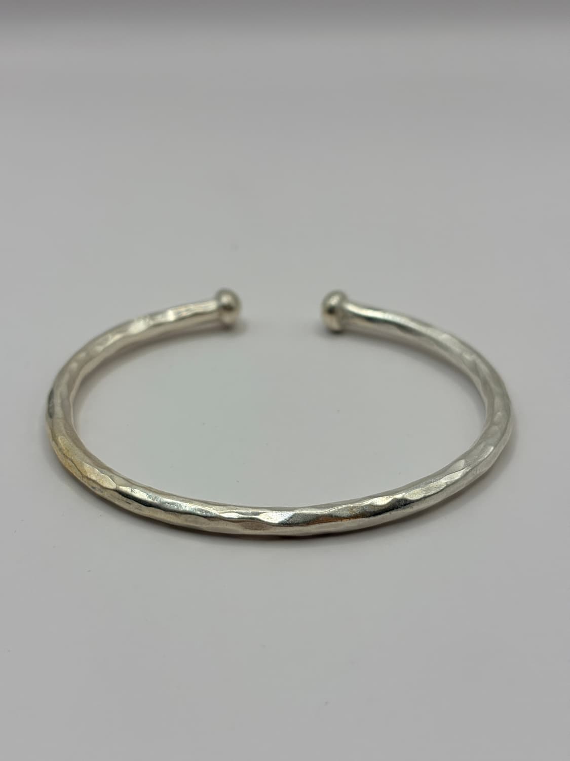 해머링 925 실버 오픈 뱅글 팔찌 상품이미지1
