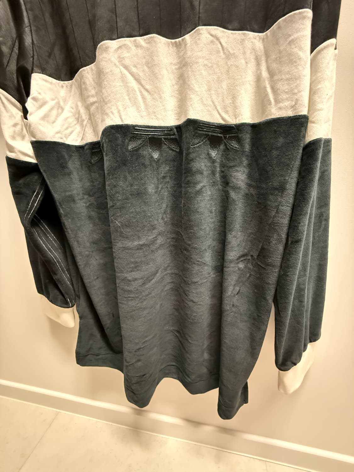 아디다스 알렉산더왕 L 상품이미지7