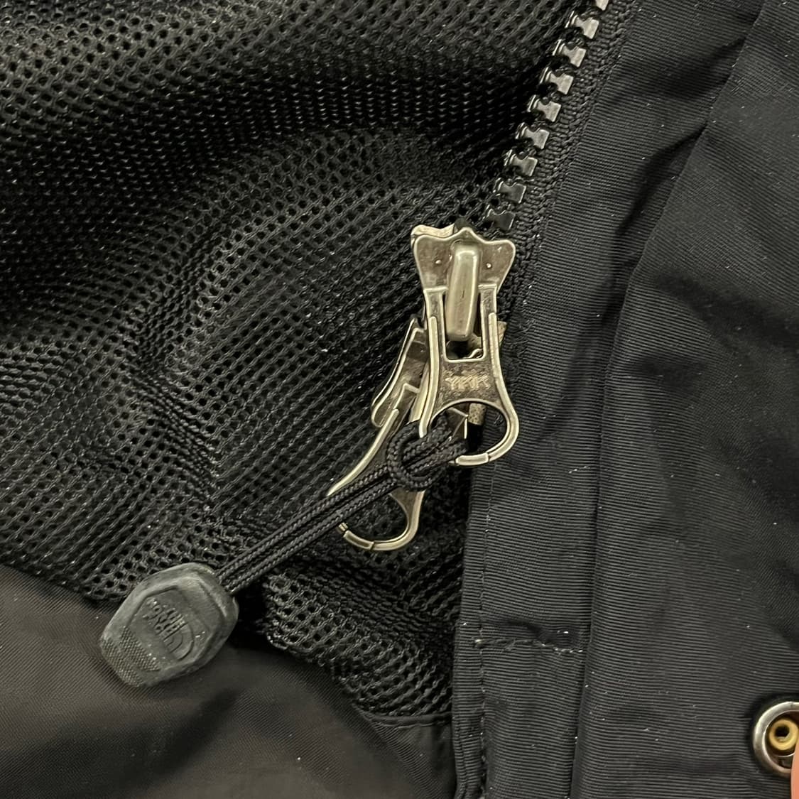 [정품/90] 노스페이스 블랙 바람막이 후드 자켓 b16 상품이미지6