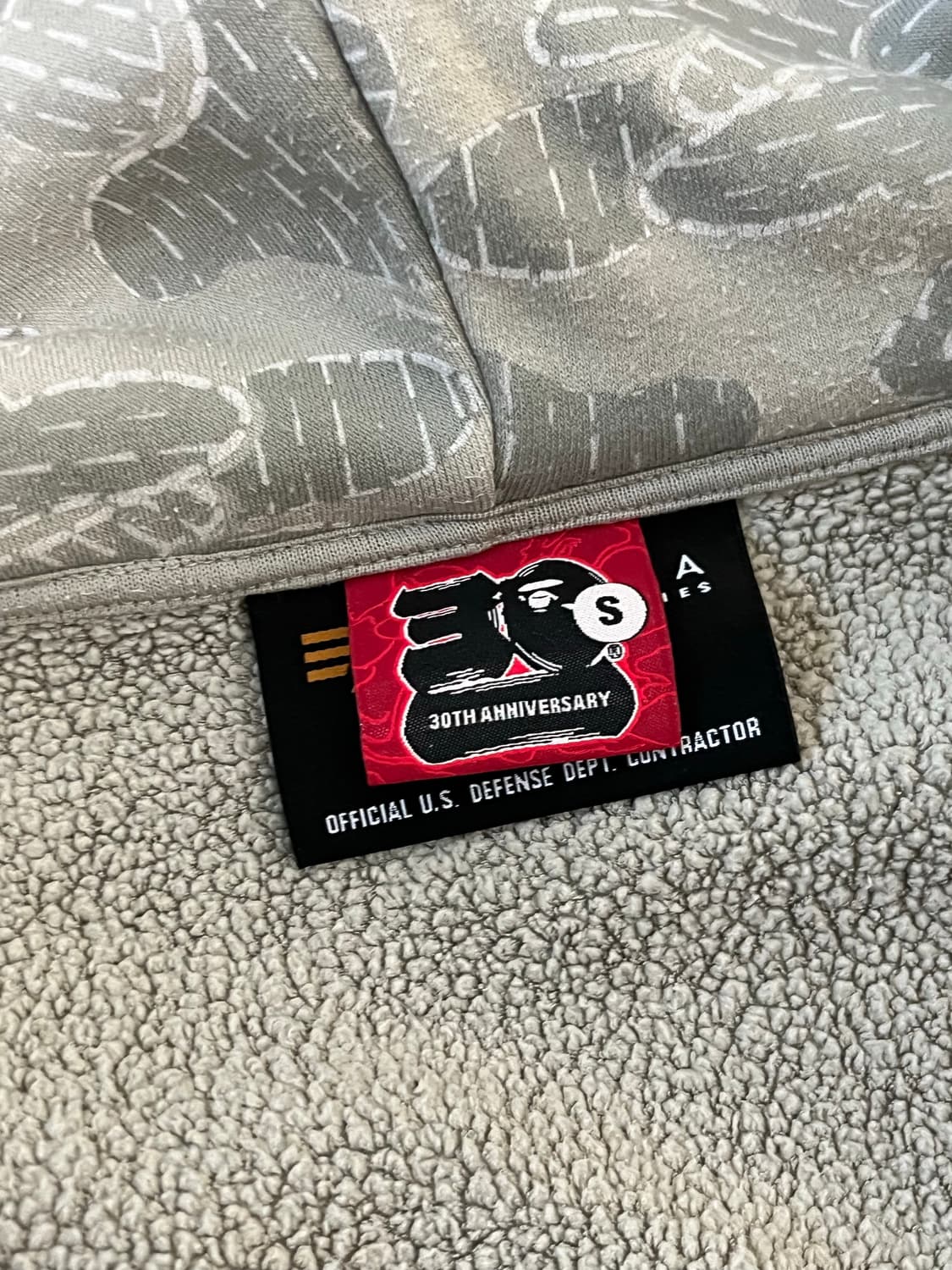 베이프x알파인더스트리 샤크후드집업 상품이미지3