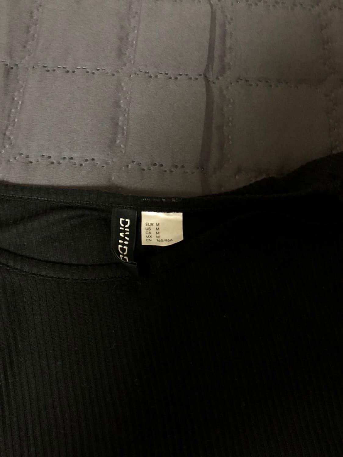 h&m 시스루 레이어드 긴팔티 상품이미지2
