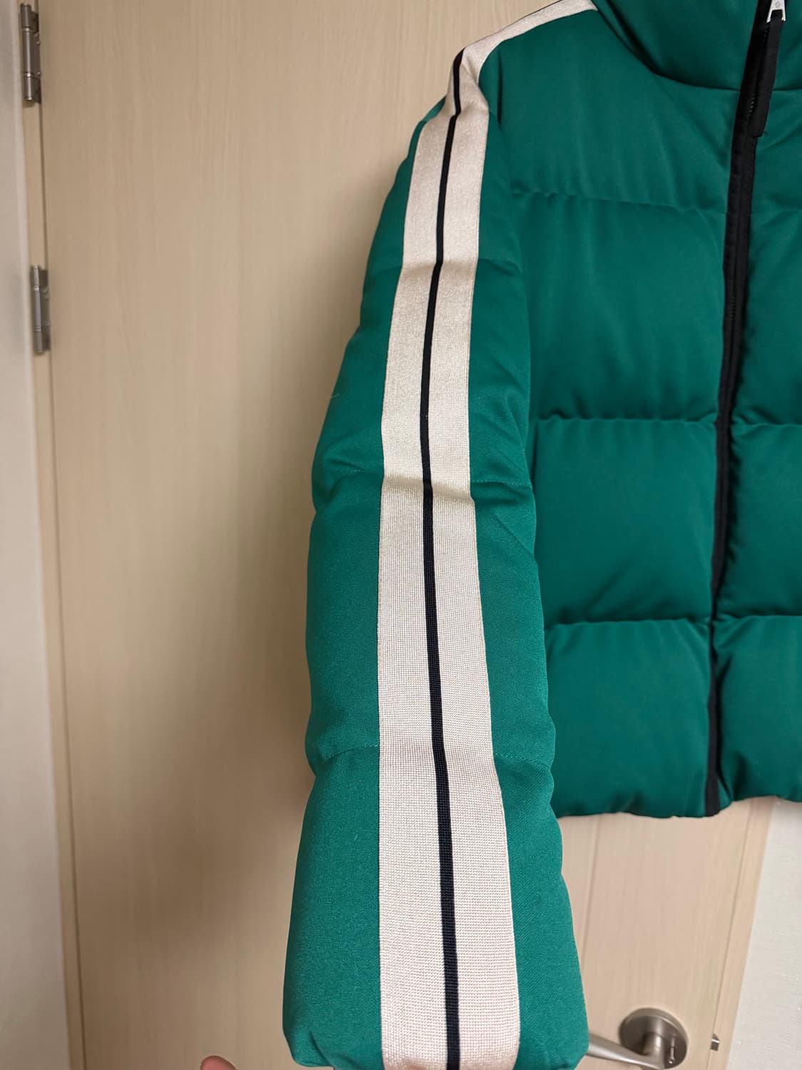 몽클레어 x 팜엔젤스 로드맨 그린 상품이미지5