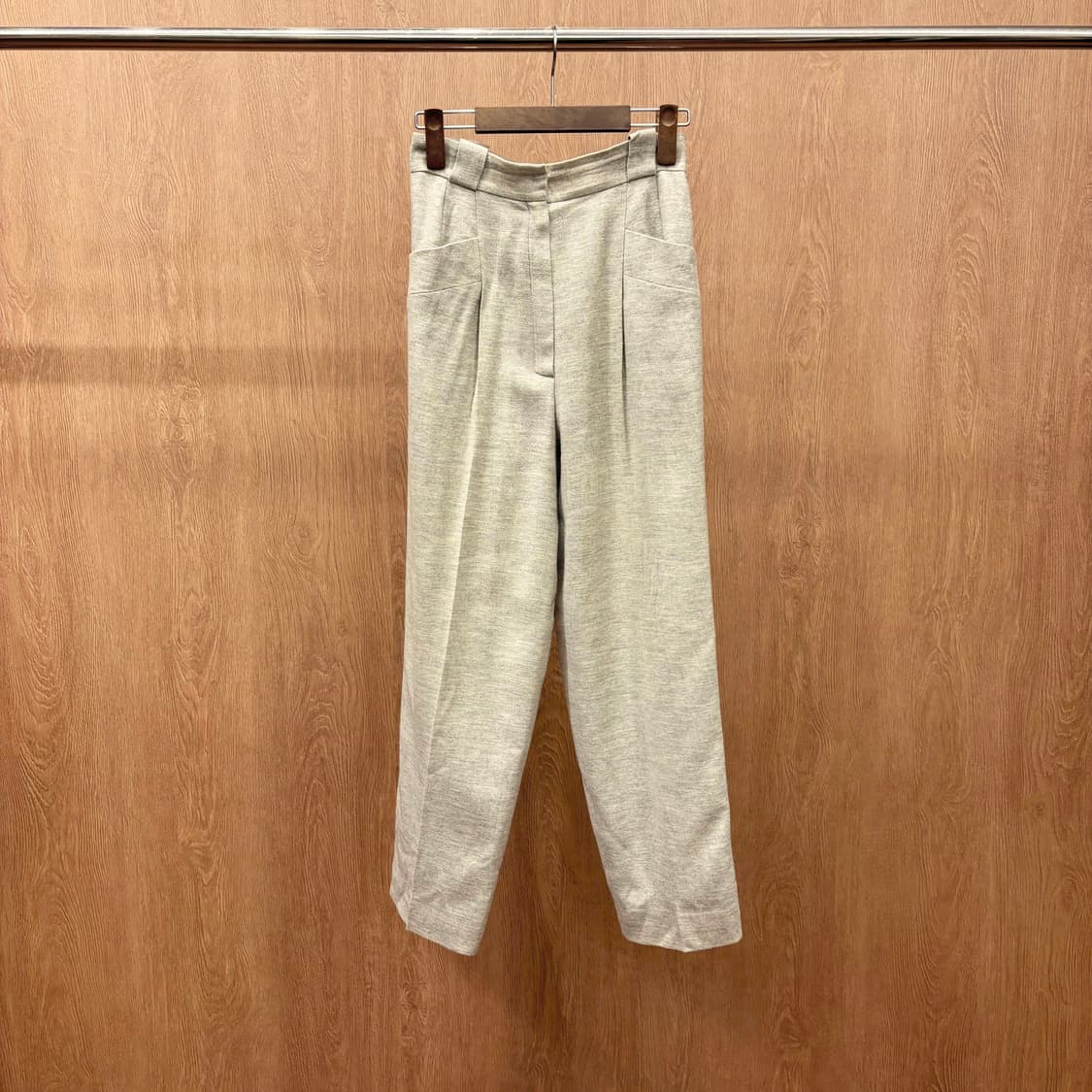크리스찬 디올 하이웨스트 울 테일러드 팬츠 헤링본 핀턱 디테일 그레이 상품이미지2