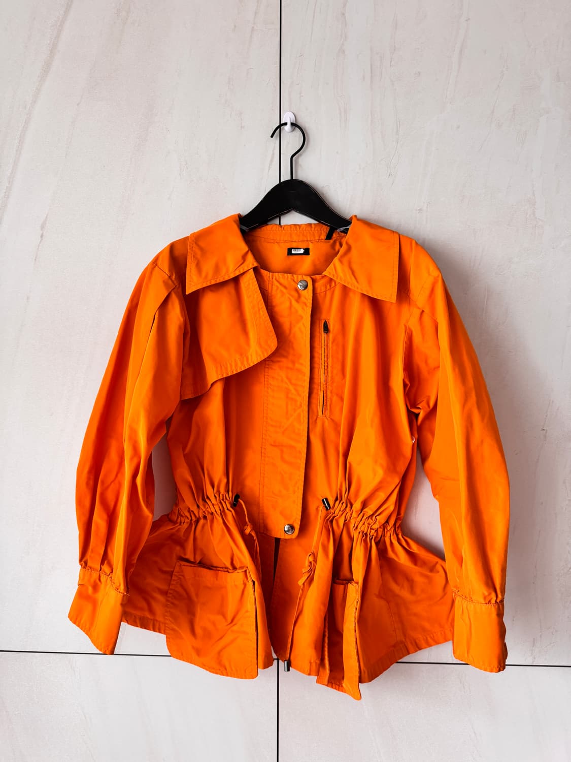 새상품 컨디션 Jil sander 오렌지 자켓 32사이즈made in I 상품이미지1