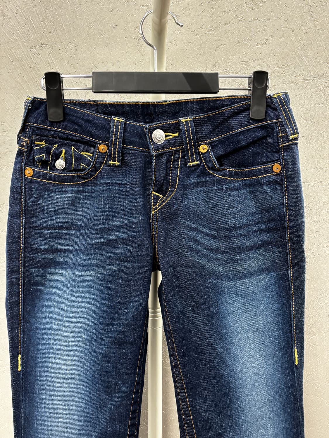 트루릴리전 조이 부츠컷 데님팬츠 26 상품이미지3