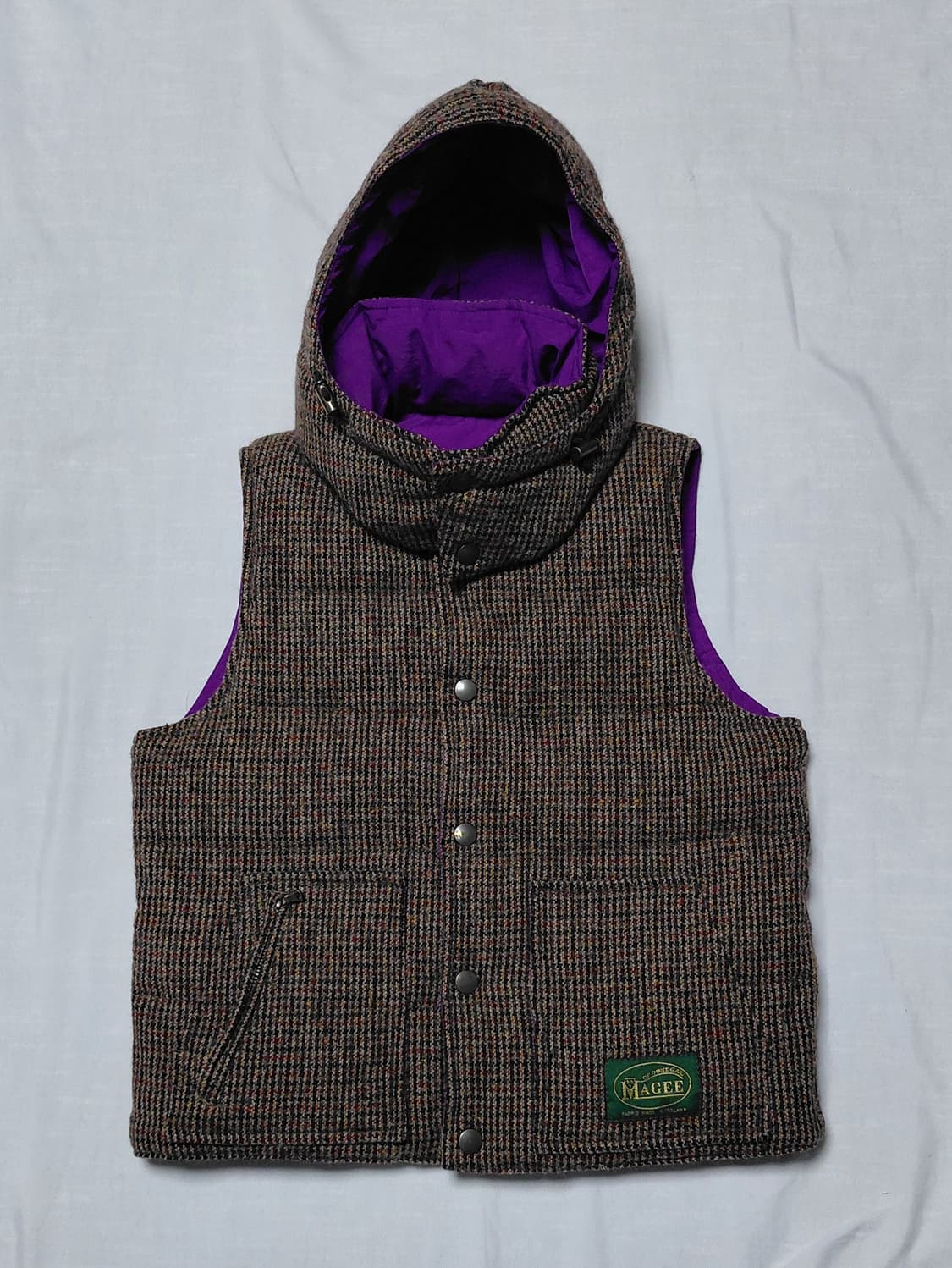 일본 브랜드 Audrey and John Wad의 리버서블 다운 조끼 상품이미지1