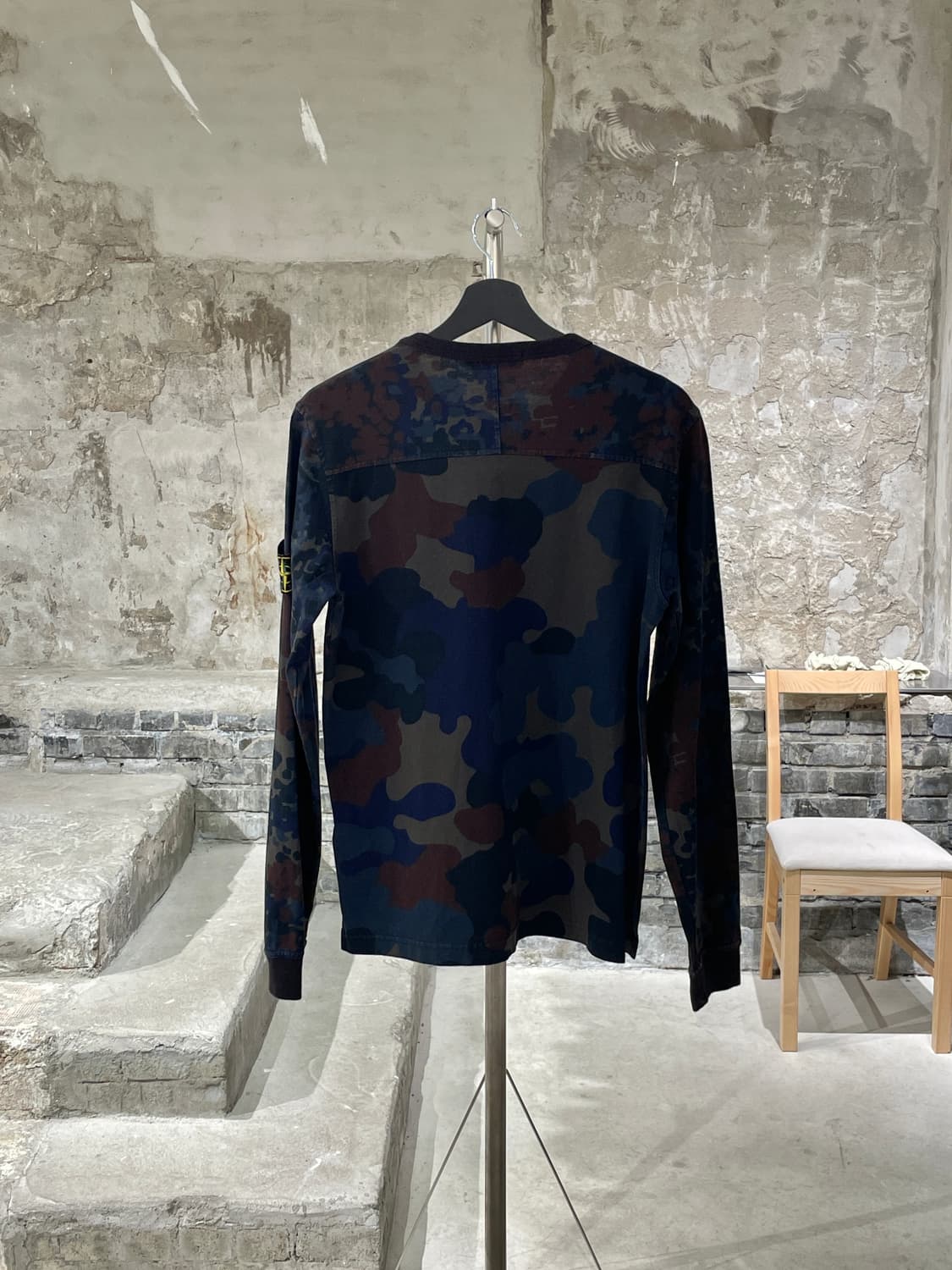 스톤 아일랜드 카모 플라쥬 싱글 포켓 와펜 롱 슬리브 상품이미지6