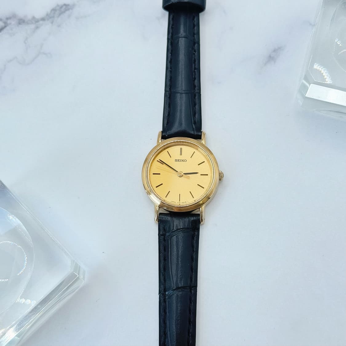 80s90s 빈티지 세이코 클래식 골드 라운드 워치 상품이미지4