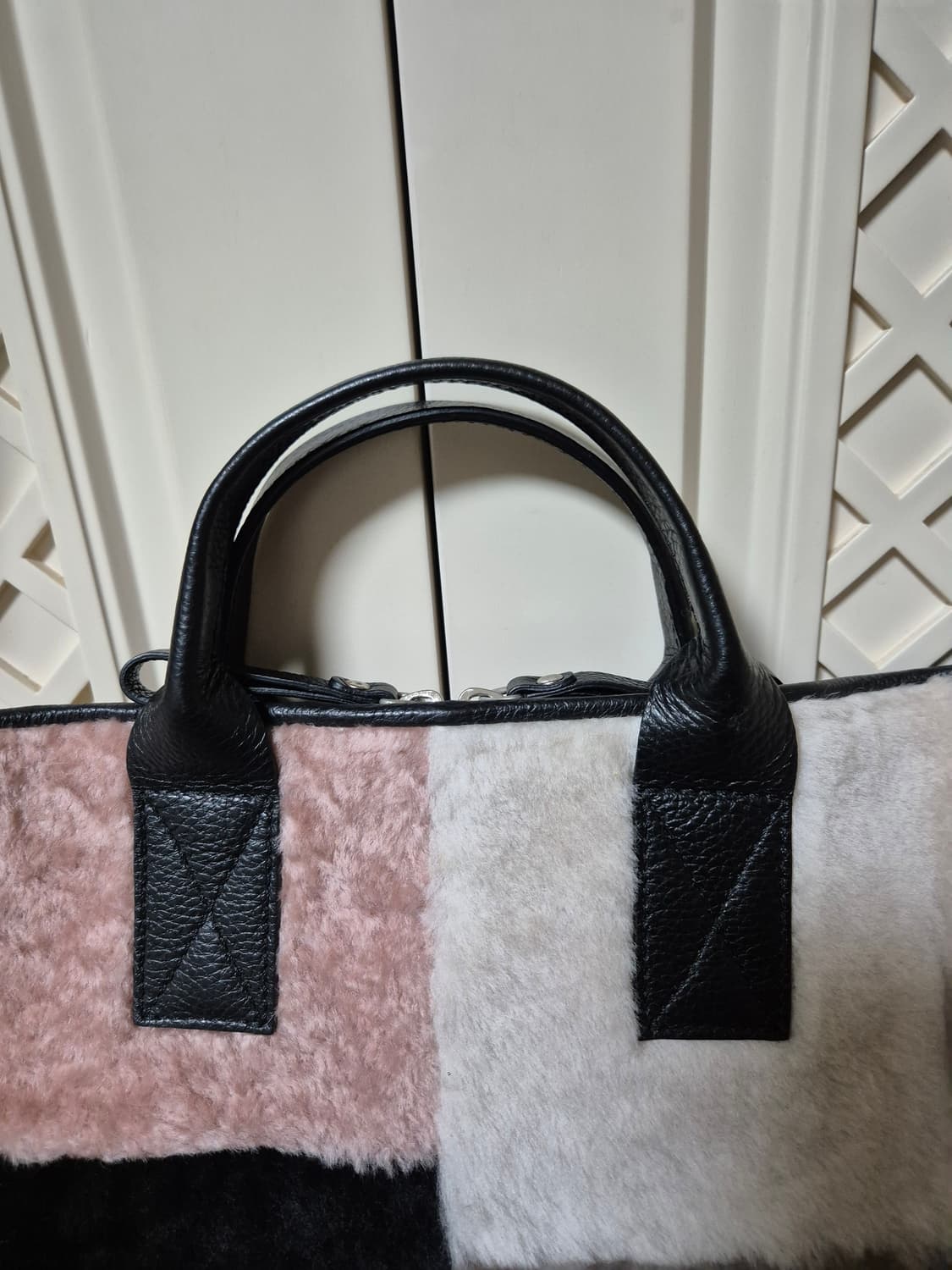 안토니오 크리스티아노 양털 컬러블록 토트백 상품이미지6