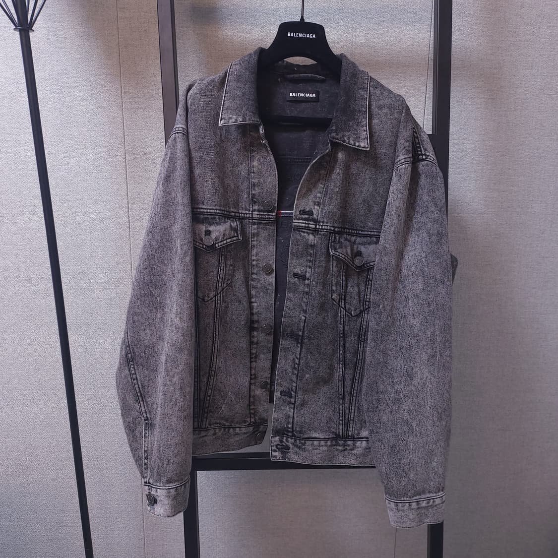 [46] 19FW 발렌시아가 파리스 흑청 자켓 상품이미지2