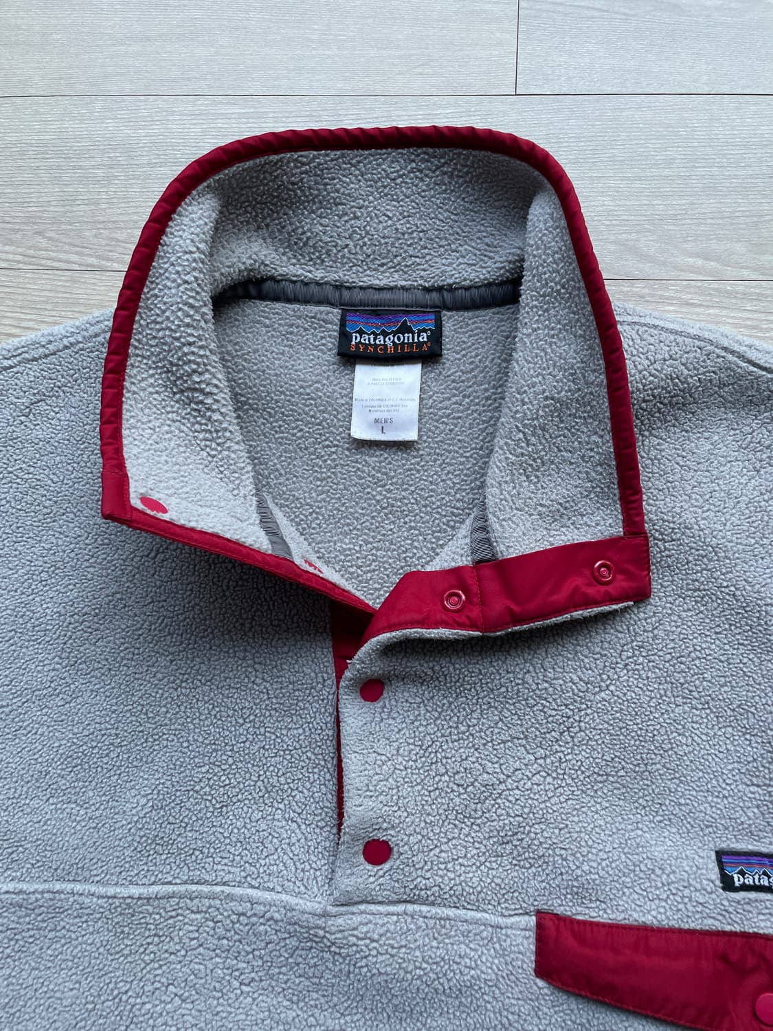 파타고니아 신칠라 그레이 레드 플리스 patagonia 상품이미지3