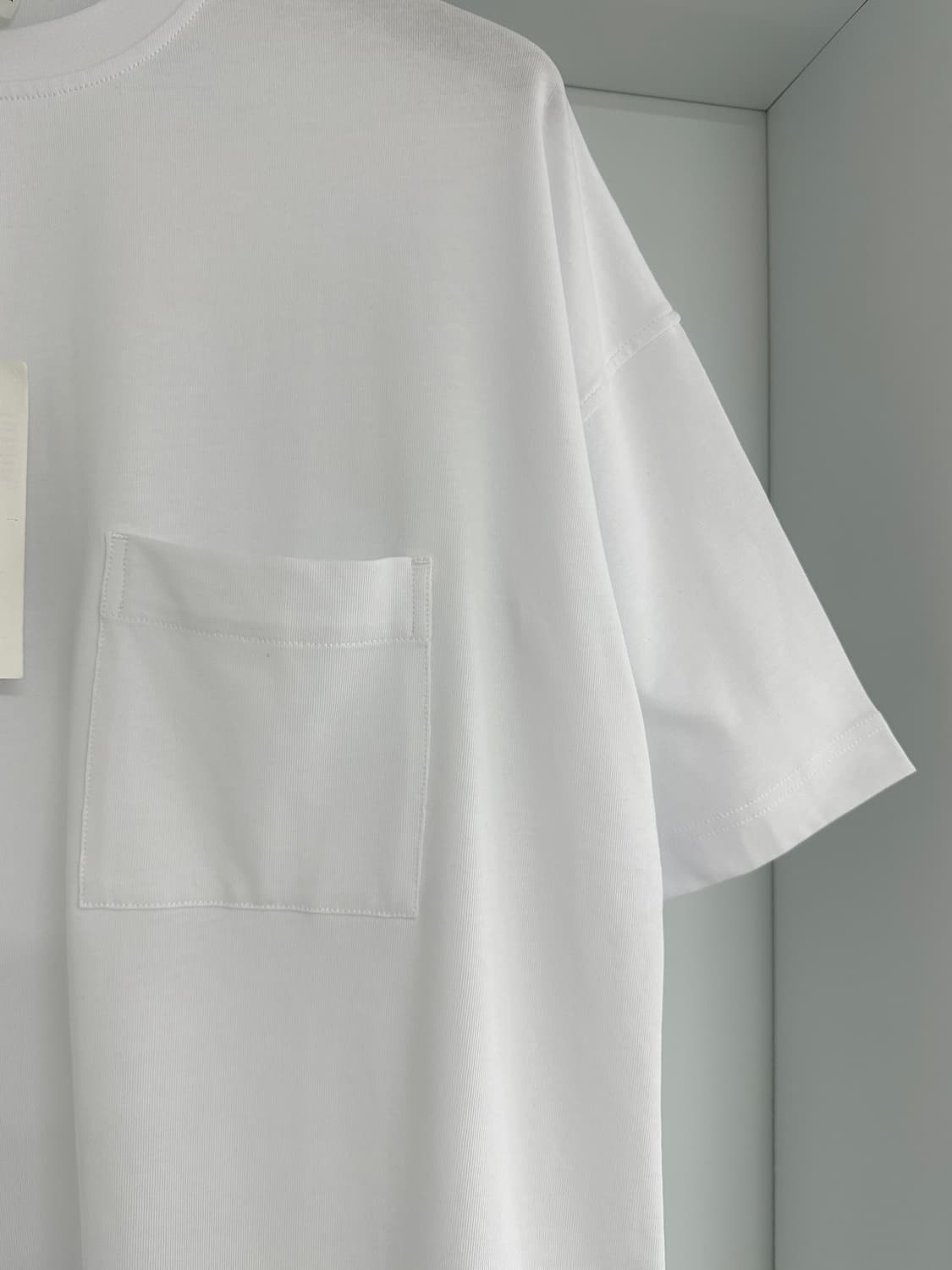 [아르켓] 남성 화이트 기본 반팔 상품이미지3