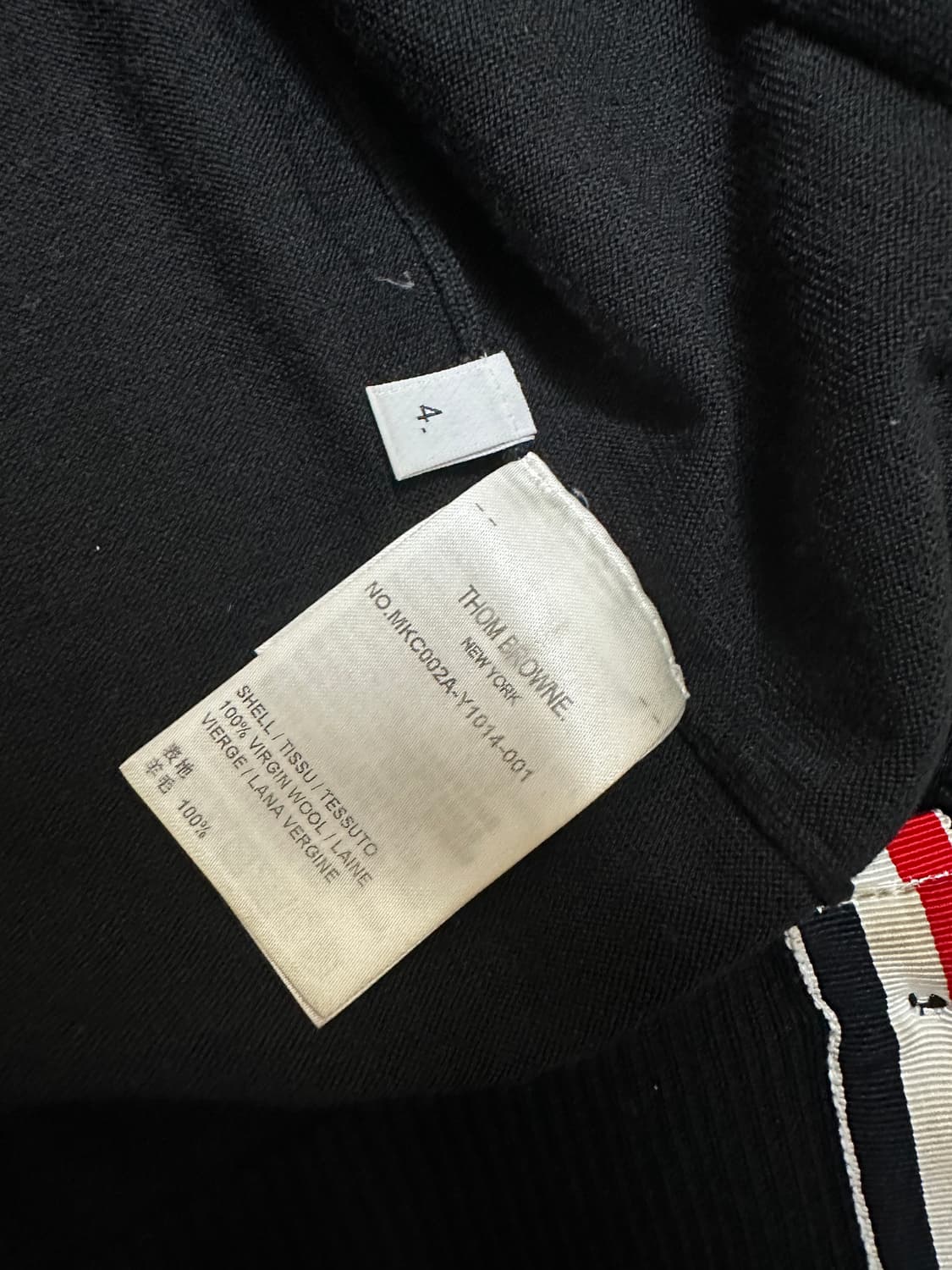 [4/당일배송] 25ss 톰브라운 사선완장 블랙 울 가디건 상품이미지4