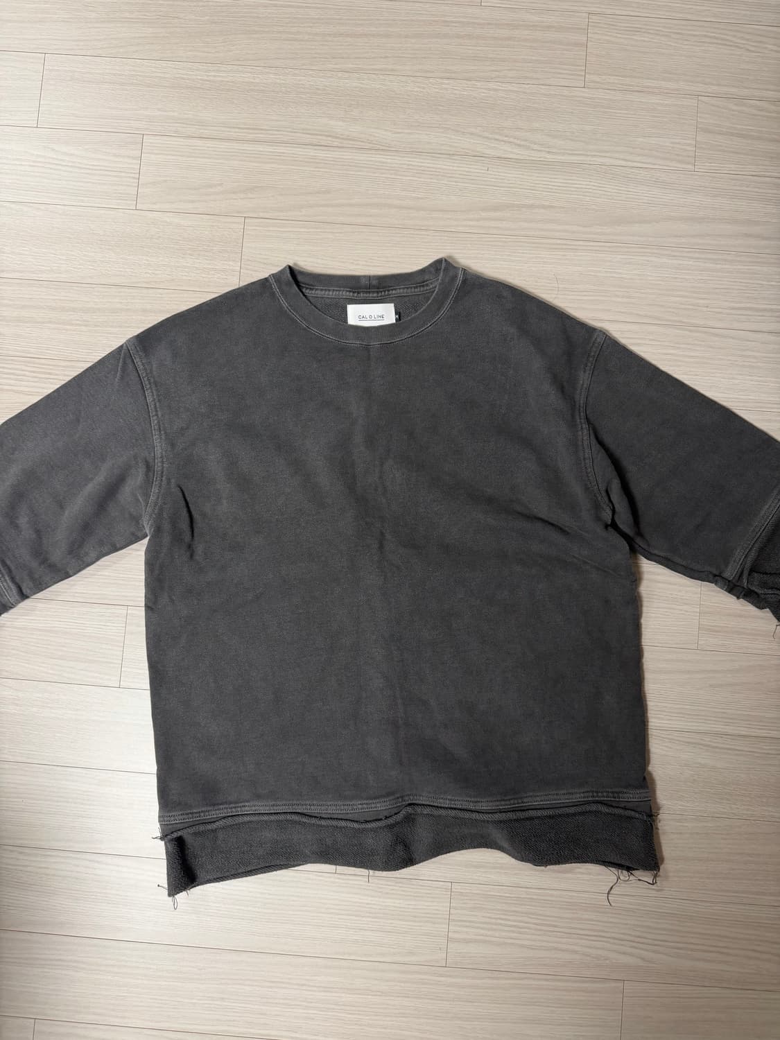 [M] 칼오라인 차콜 칠부니트 상품이미지2