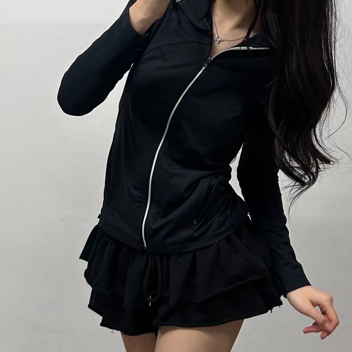 데상트 블랙 러닝 트레이닝탑 져지(S) 상품이미지4