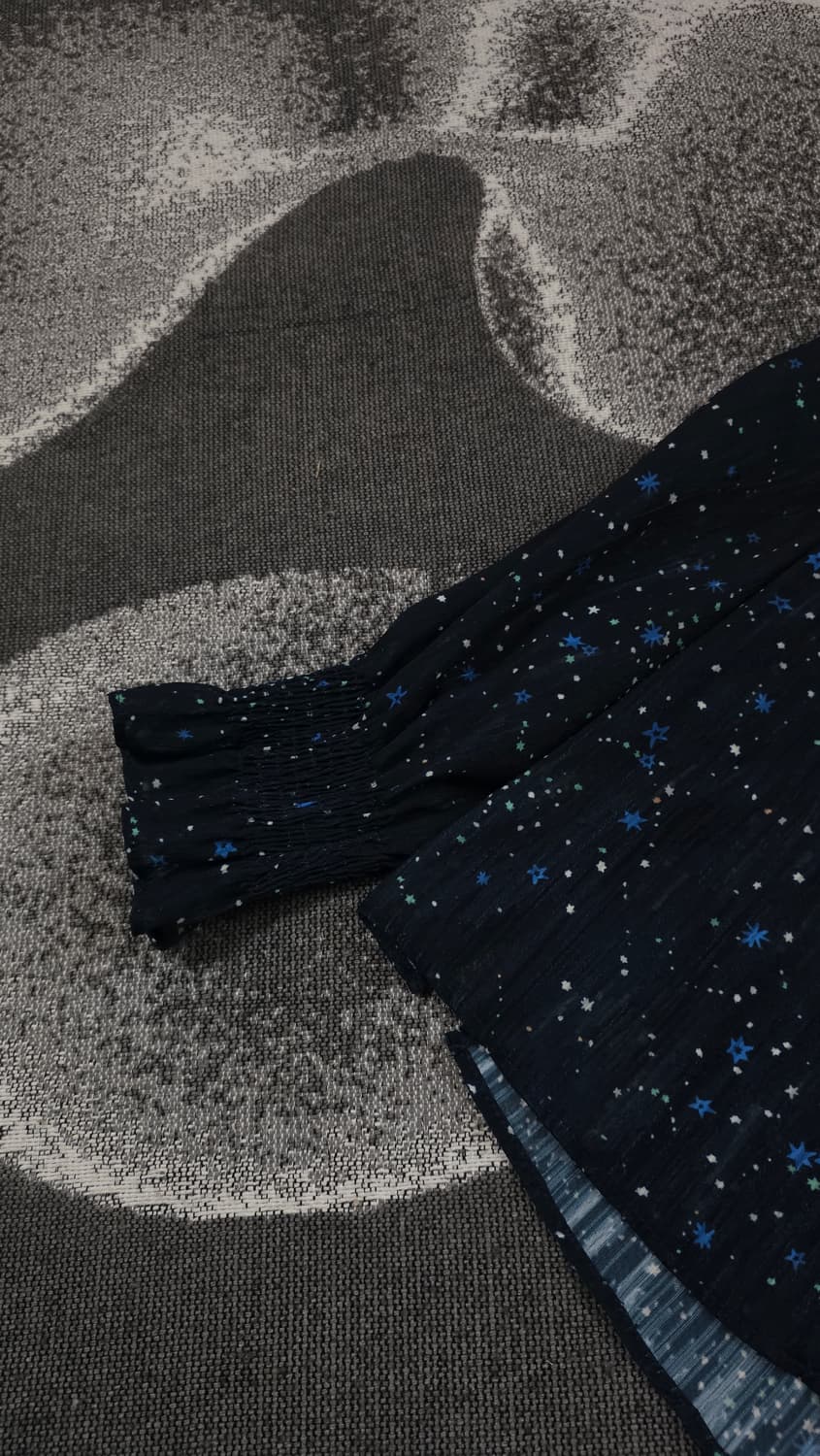 ZOOC 쥬크 스타프린팅 프릴 시스루 블라우스 상품이미지4