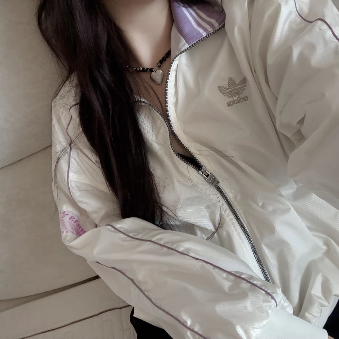 아디다스 올드스쿨 라벤더 화이트 바람막이 (데상트 라인)  상품이미지2