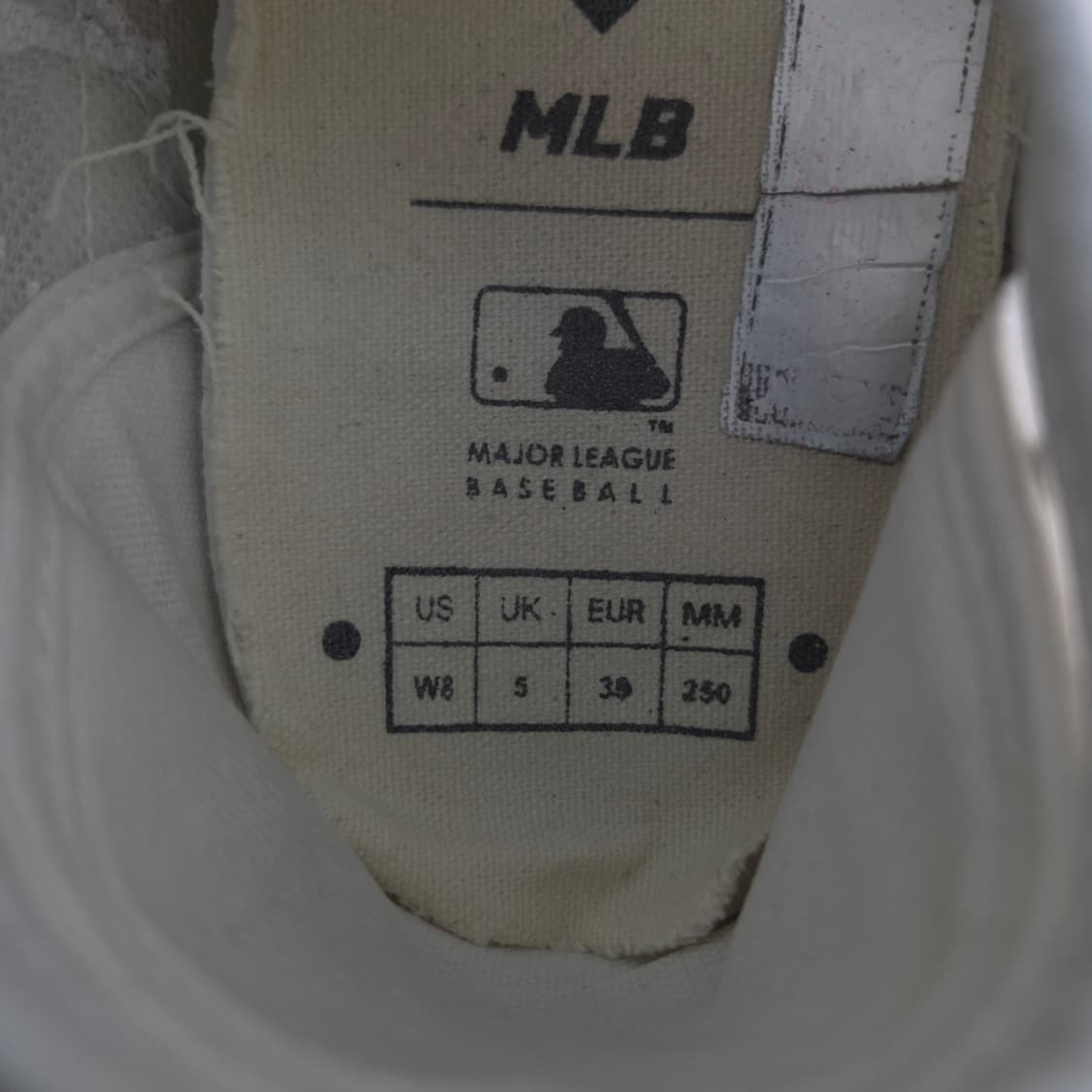 MLB 플레이볼 모노 메쉬 스니커즈 250 상품이미지8