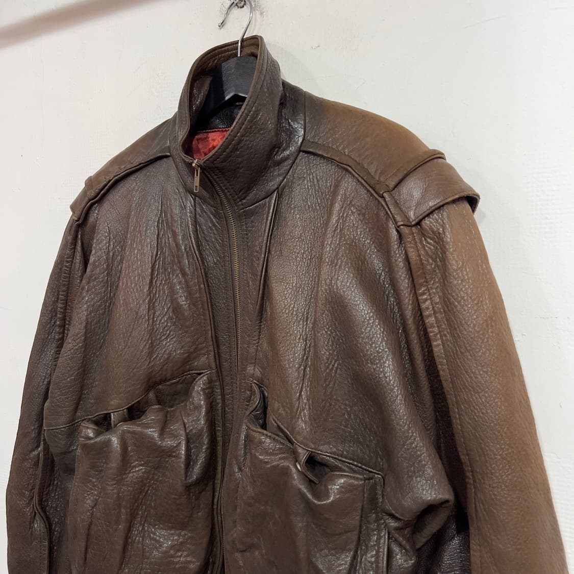 로버트콤스톡 리얼레더 a-2 자켓 상품이미지3