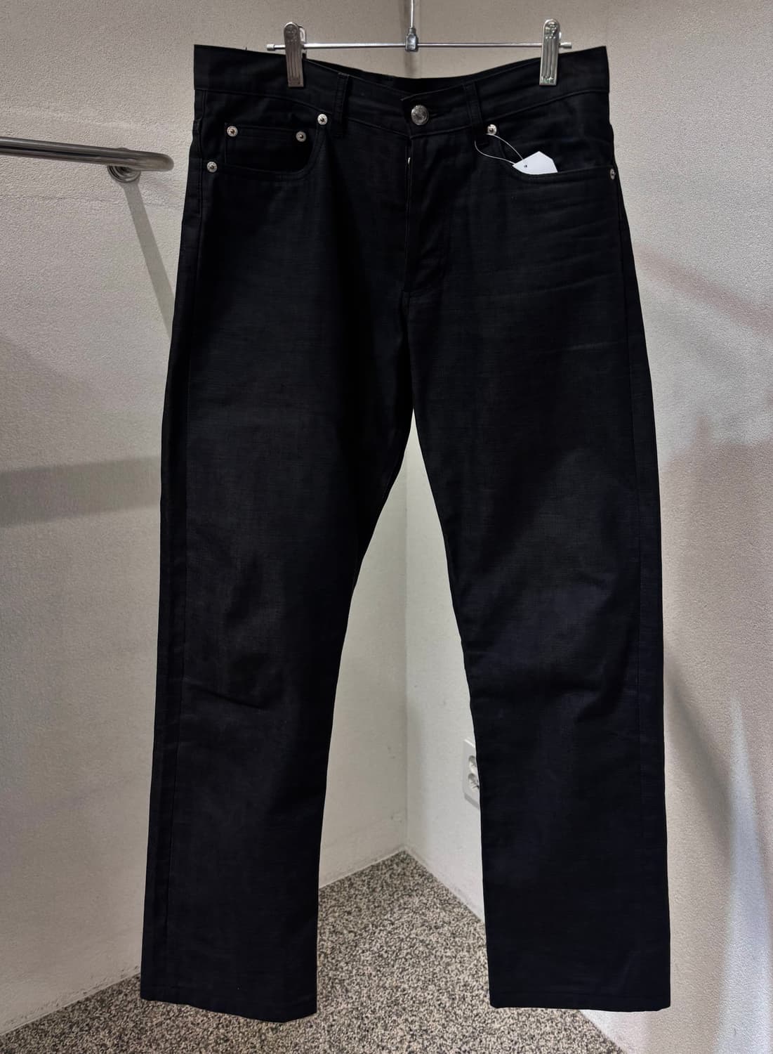 A.P.C 블랙데님 팬츠 상품이미지1