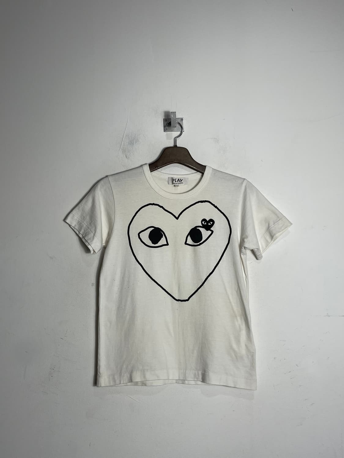 꼼데가르송 플레이 화이트 하트 반팔 티셔츠 상품이미지1