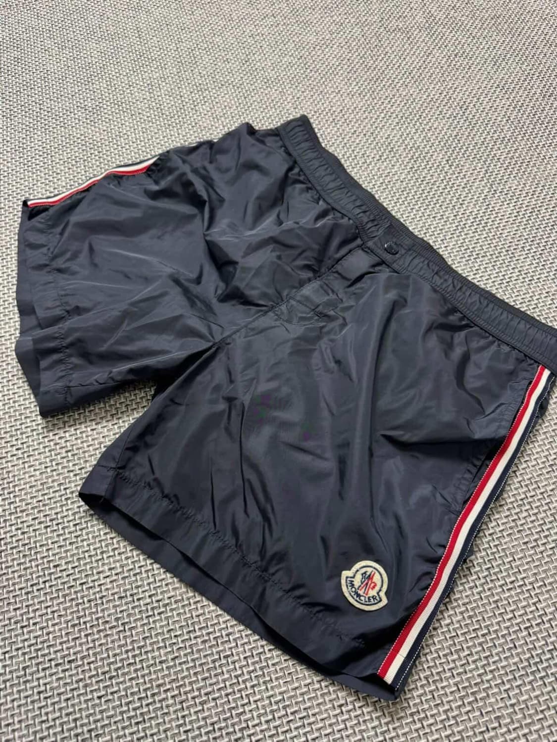 몽클레어 네이비 스윔 숏팬츠 반바지 상품이미지2