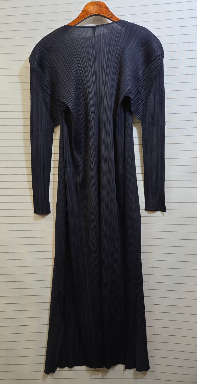 이세이미야케 플리츠플리츠 네이비 롱가디건 상품이미지8