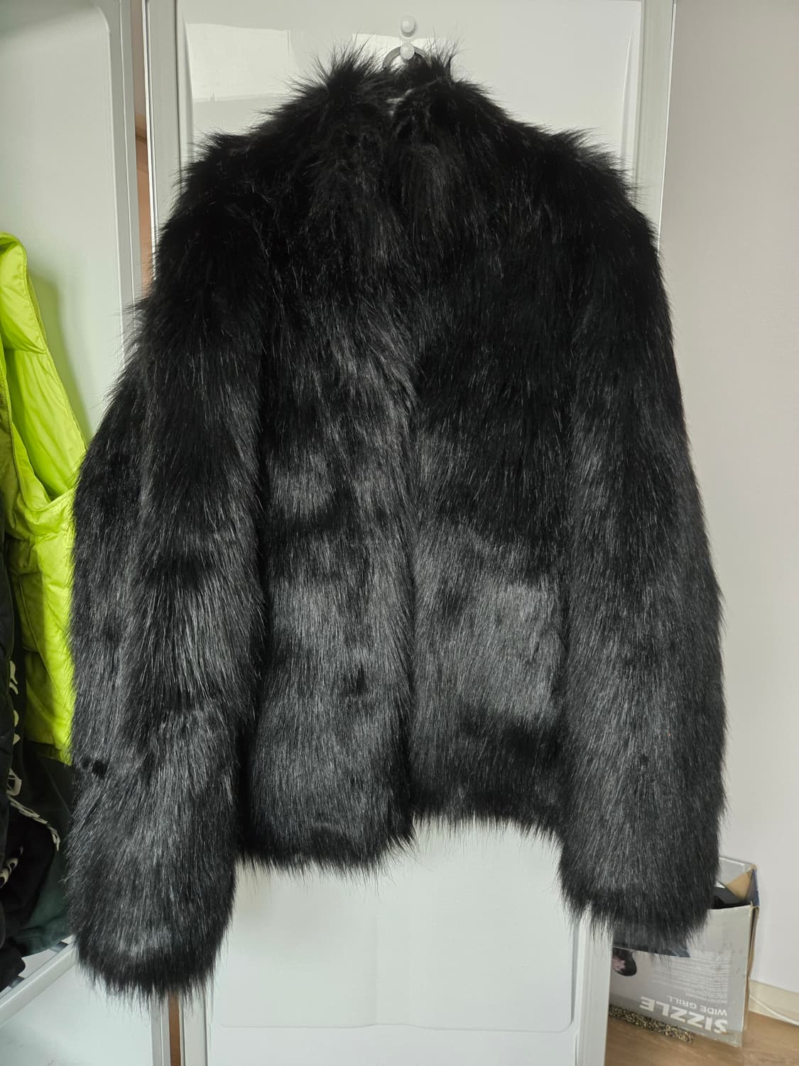 MISBHV 블랙 모피 자켓(정품) 상품이미지1