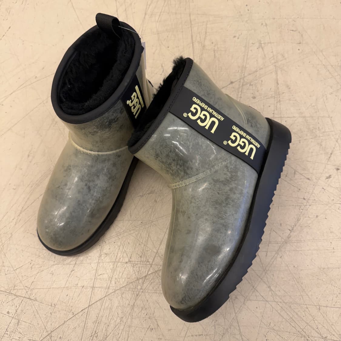 어그 클래식 클리어 미니부츠 U829 상품이미지3