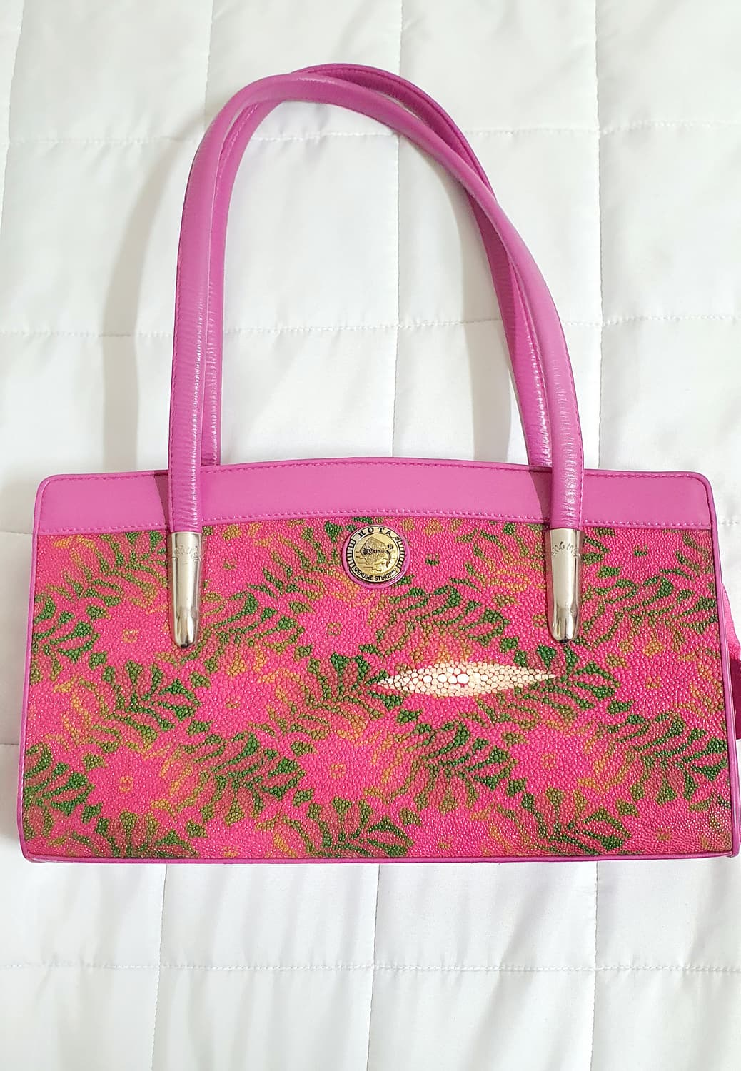 로타(Rota) 가오리가죽 AUGUST 핑크 탑핸들 토트백 상품이미지1